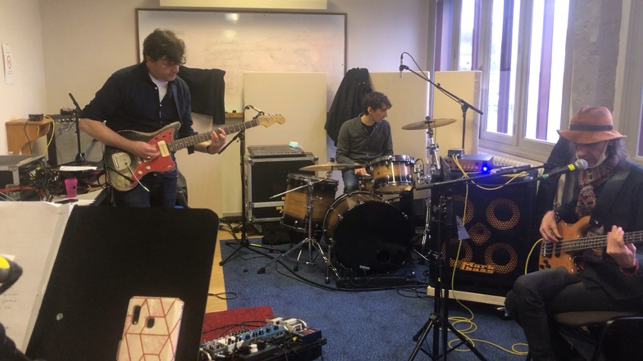 A la ligne, chansons d’ateliers