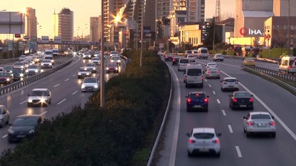 Sokağa çıkma kısıtlaması öncesinde trafik yoğunluğunda artış yaşandı