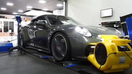 Porsche 911 992 Carrera S 3.0 with Akrapovic exhaust