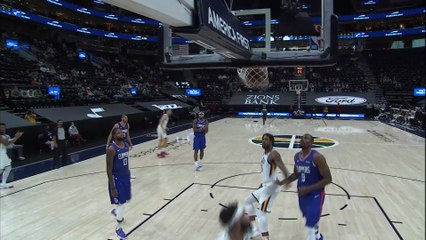 Mike Conley is doing it all for the Utah Jazz!