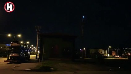 ELEKTRİK TELLERİNDEN ÇIKAN KIVILCIM KORKU YARATTI