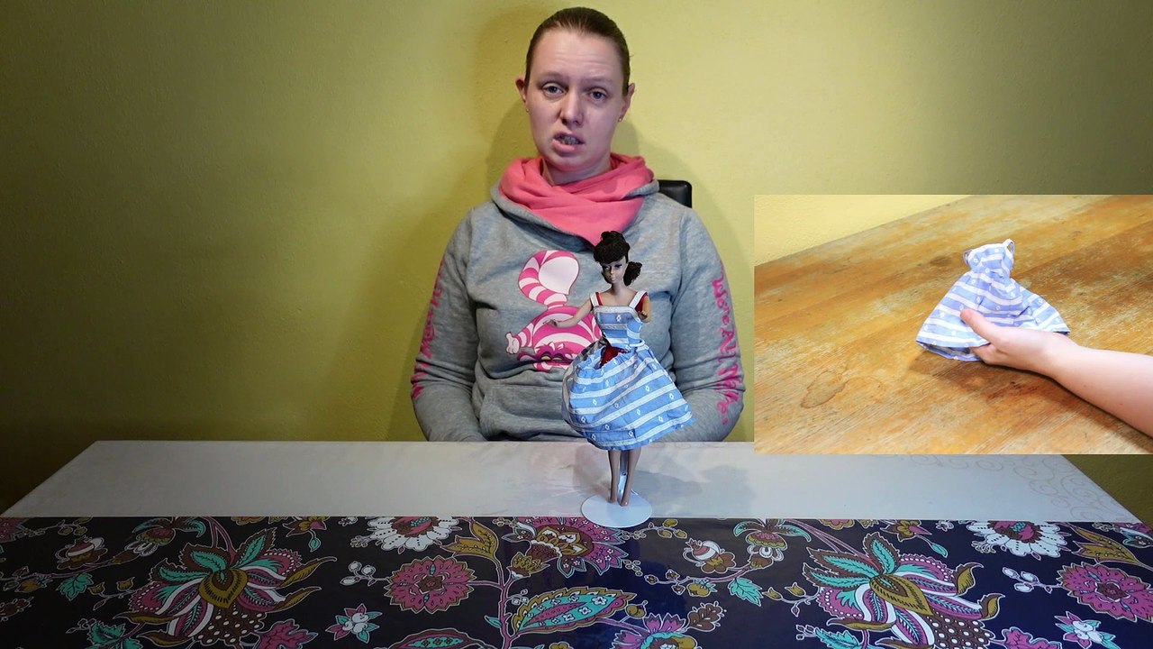 How to fix broken barbie dress? How to repair Vintage Barbie Suburbanshopper dress? Coco Chanel inspired