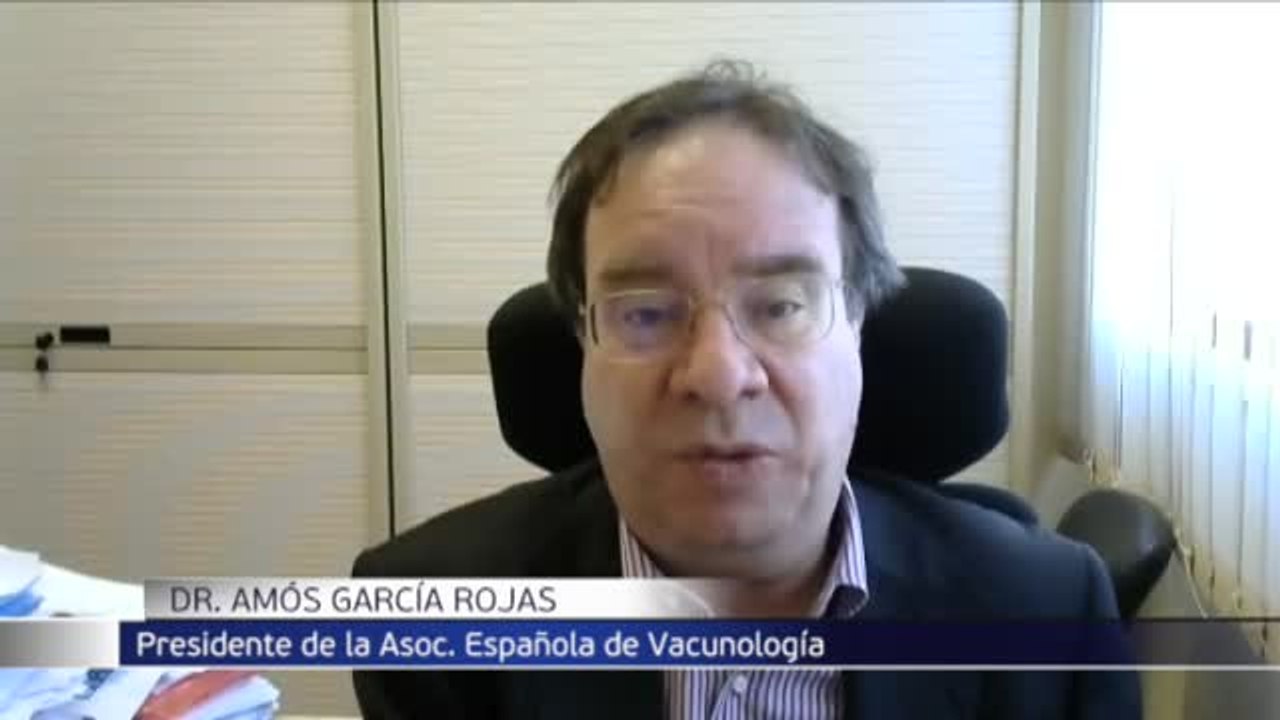 El retraso en la llegada de las dosis obliga a cambiar la estrategia de vacunación en España
