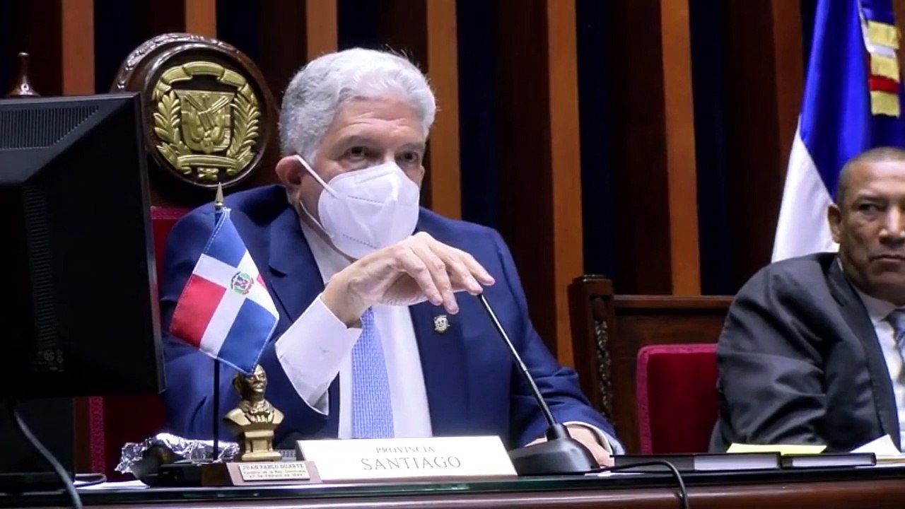 Eduardo Estrella niega haber influencia en decisión JCE sobre asignación fondos a partidos