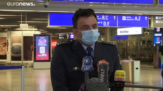 Новые штаммы коронавируса закрывают границы в Европе