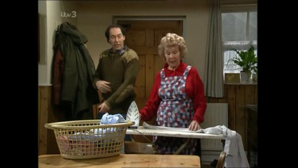Emmerdale 2nd January 1992