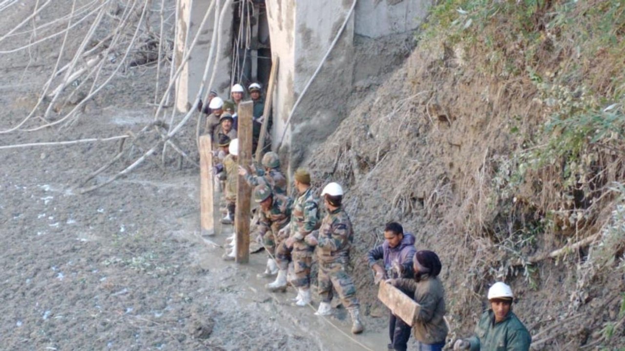 Rescue operation underway from Tapovan tunnel