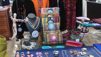 حفاظا على الهوية الفلسطينية.. 970 موقع تسويق إلكتروني للملابس
