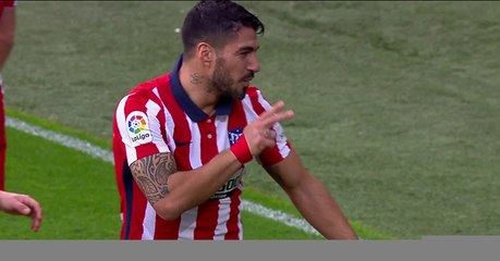 Liga : Le petit bijou de Suarez sur coup franc !