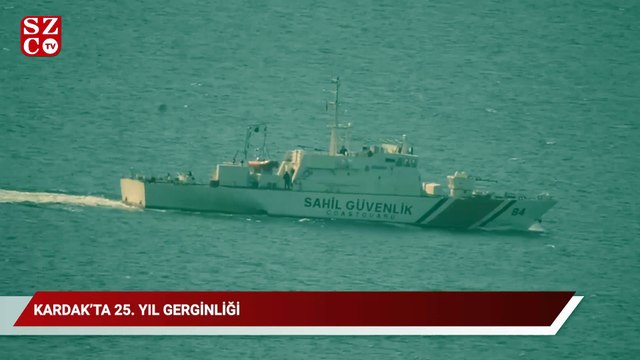 Kardak Kayalıkları'na gelmeye çalışan Yunan botunu, Türk sahil güvenliği engelledi