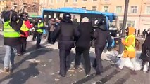 Prisões em atos pró-Navalny