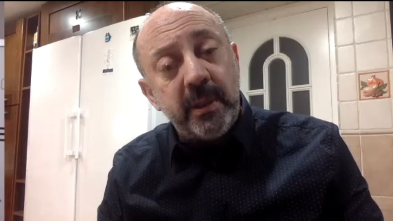 Francisco Mercado, autor de 'Una pandemia de errores': "Están repitiendo calcados los errores de la primera ola"