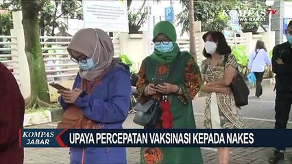 600 Nakes Kota Bandung Menjalani Vaksinasi