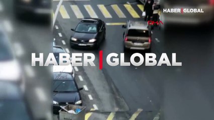 Trafik magandasından akıl almaz hareketler!