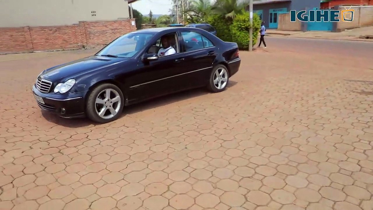 Gutembereza Amavubi muri pariki n'amahari mu byo kugurisha abakinnyi_ Super Manager yavuze