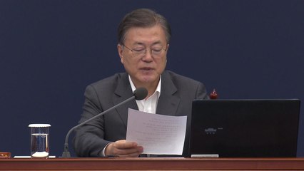 문 대통령 "유물 같은 정치로 대립 부추겨"...'원전 공세' 직접 비판 / YTN