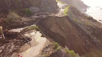 California highway collapses into Pacific Ocean