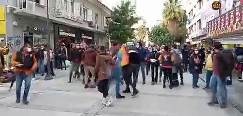 İzmir'de Boğaziçili öğrencilere destek eylemine polis müdahalesi; gözaltılar var