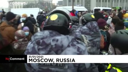 Polícia russa trava manifestações de apoio a Alexei Navalny