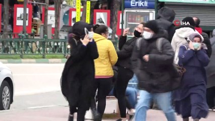 Şiddetli Lodos Bursalılara Zor Anlar Yaşattı