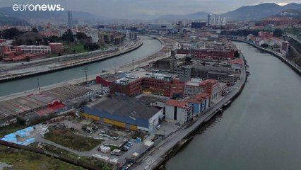 Service-based technology for an improved industrial sector