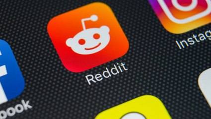 Reddit-Fueled Retail Investing Fever Has Crossed the U.S. Border