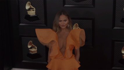 Chrissy Teigen Has Pink Hair Now