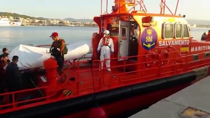 Más de 3.200 migrantes llegaron a España en el primer mes de 2021
