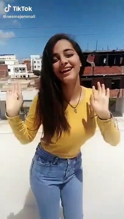 اغاني و رقص شعبي تونسي على انغام القصبة و  TikTokالمزود