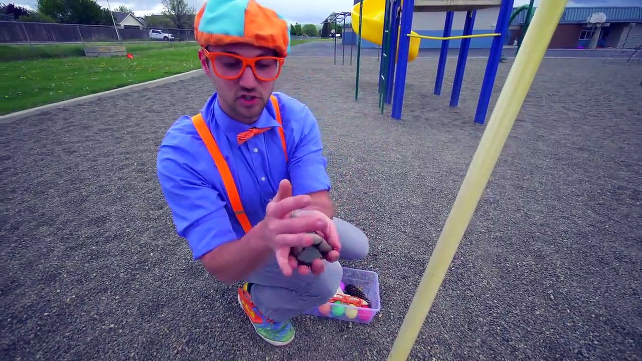 Blippi Español Hundír o Flotar | Experimentos Científicos Divertidos para Niños