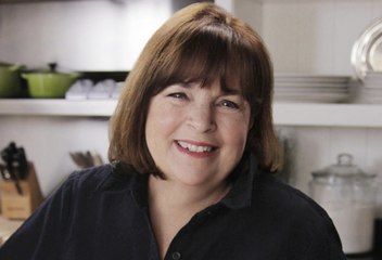 Watch Cocktails and Tall Tales with Ina Garten and Melissa McCarthy Special on discovery+