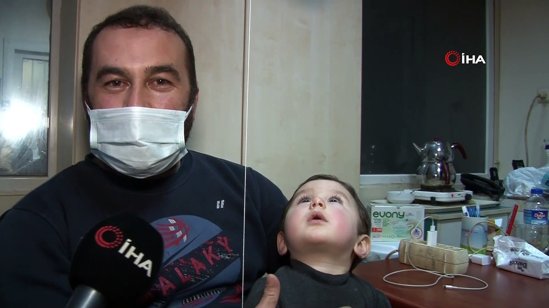 suriyeli bebegi olumden polis kurtardi dailymotion video