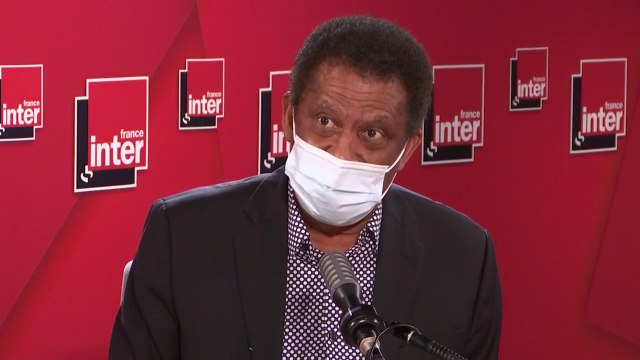 Dany Laferrière, président du jury 2021 : Du moment qu’il y a le mot “livre”, moi je suis là : je suis un lecteur qui écrit, ou un écrivain qui lit