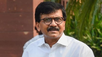 Скачать видео: Shiv Sena's Sanjay Raut to meet protesting farmers at Ghazipur border