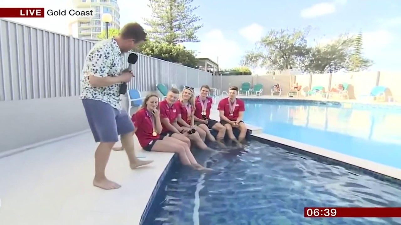 Funny live broadcasting accidents - komik canlı yayın kazaları