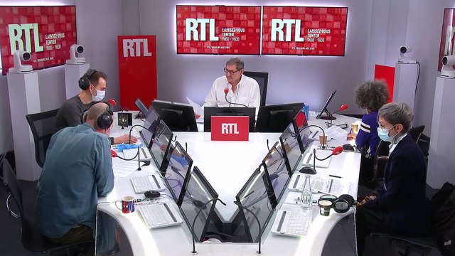 Laurent Voulzy ouvre les portes de son studio d'enregistrement sur les bords de Marne. Suivez le guide Steven Bellery.