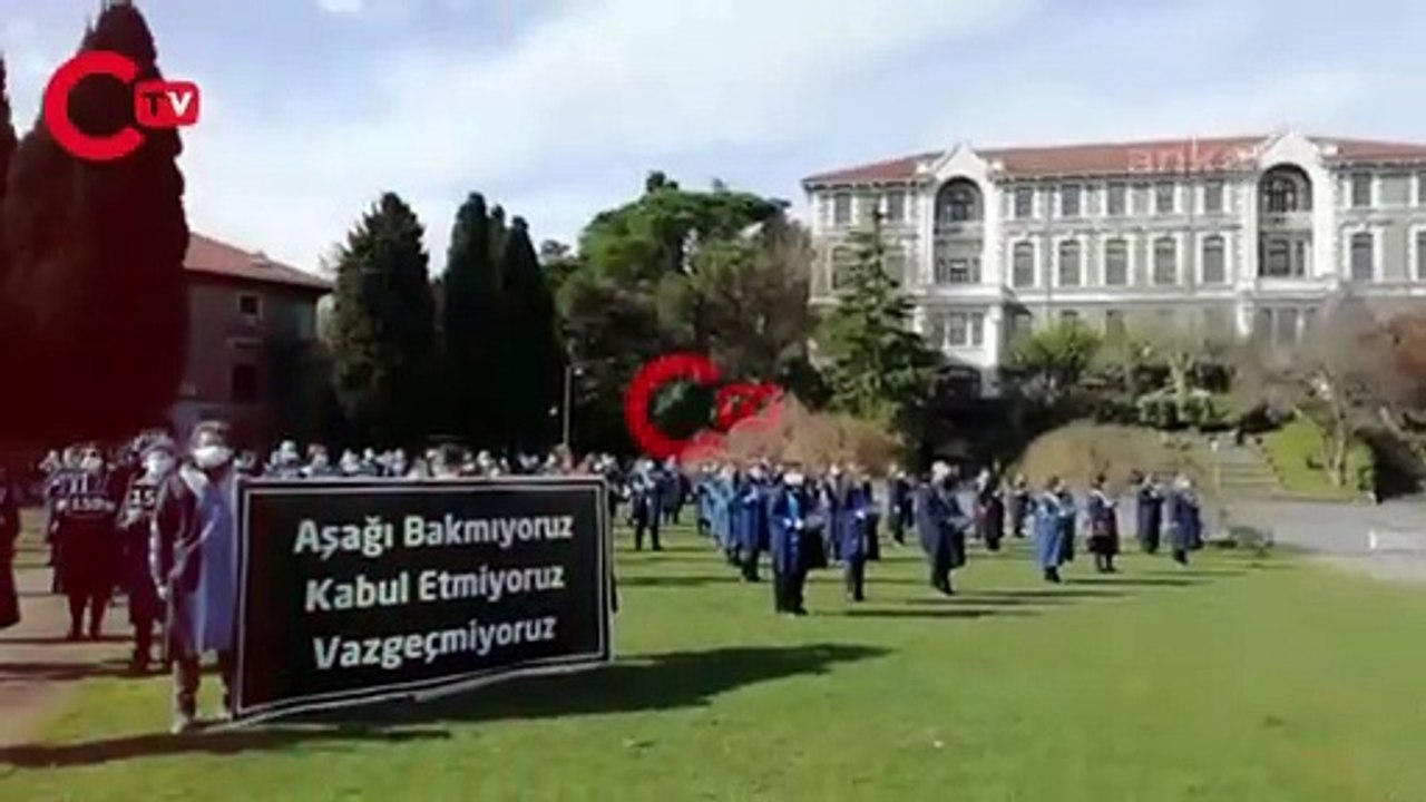 ''AŞAĞI BAKMIYORUZ, KABUL ETMİYORUZ, VAZGEÇMİYORUZ''