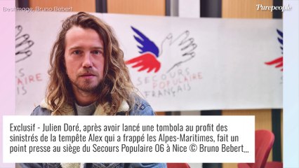 Julien Doré : Caché dans le coffre d'un camion, il fait une grosse surprise à deux chanceux !