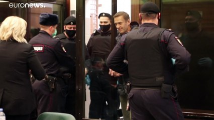 Nawalny drohen 3 Jahre Haft wegen Verstoß gegen Bewährungsauflagen