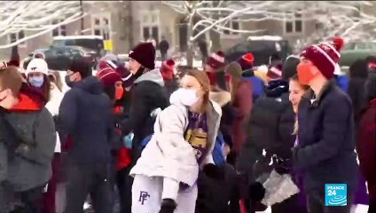 Huge snowstorm hits US east coast
