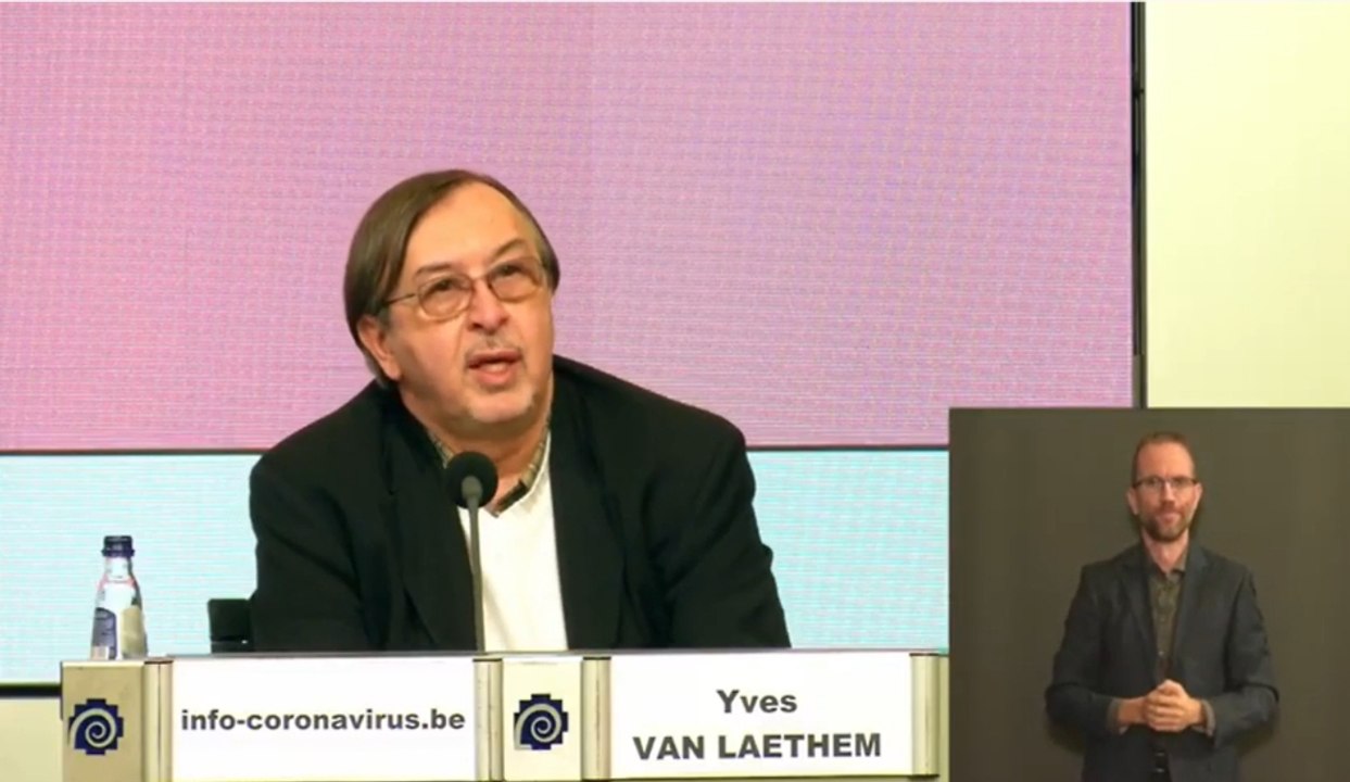 Comment bien porter un masque contre le coronavirus: les conseils d'Yves Van Laethem