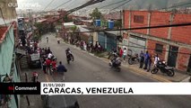 Motorcycle stunt rider draws huge crowds in Venezuela