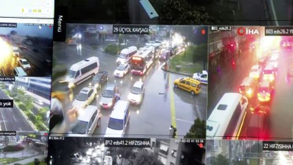 İzmir'e 1 yıllık yağmurun yüzde 18’i bir gecede yağdı