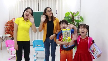 Sammy and Sarah Pretend Play Soda in Swimming Pool Story for Kids