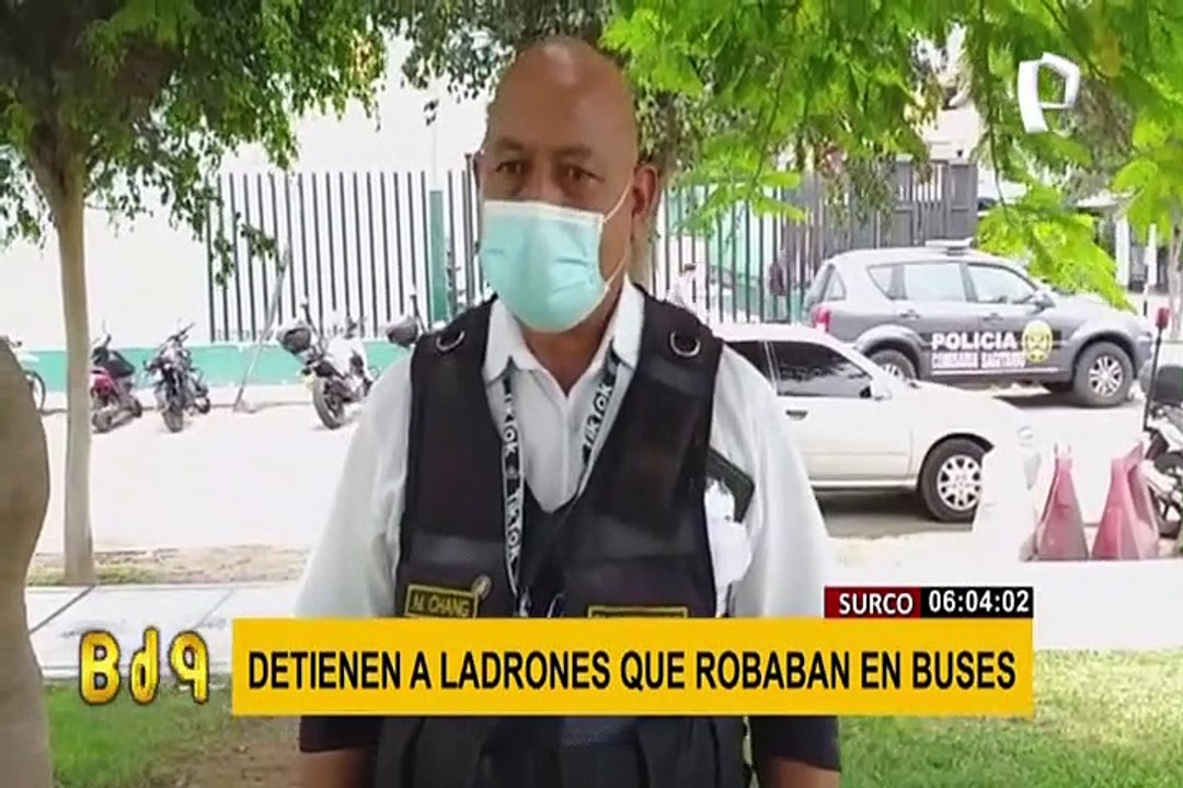 Surco: capturan a sujetos que robaban celulares a pasajeros de buses
