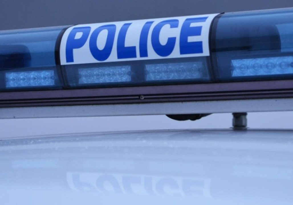 A Belfort, un déficient mental frappé, tondu et brûlé en direct sur internet : ses agresseurs lui auraient fait boire leur urine