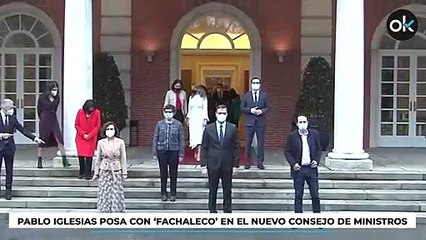 Iglesias ya es un 'pijo': posa con 'fachaleco' en el nuevo Consejo de Ministros