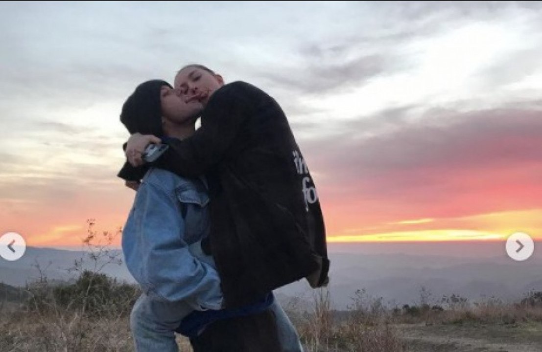 La hija menor de Steve Jobs sale con un amigo de las Kardashian-Jenner