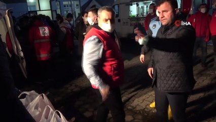 - Türk Kızılay’ı selzedelere yardım