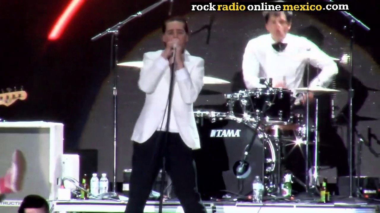 The Hives - Hate To Say I Told You So (Live)